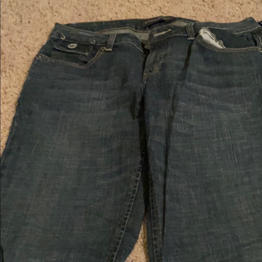 Women’s size 6 bootcut jeans.